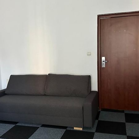 Lezzet B&B Pokoj Goscinny & Turkishrestaurant Warsaw Ngoại thất bức ảnh