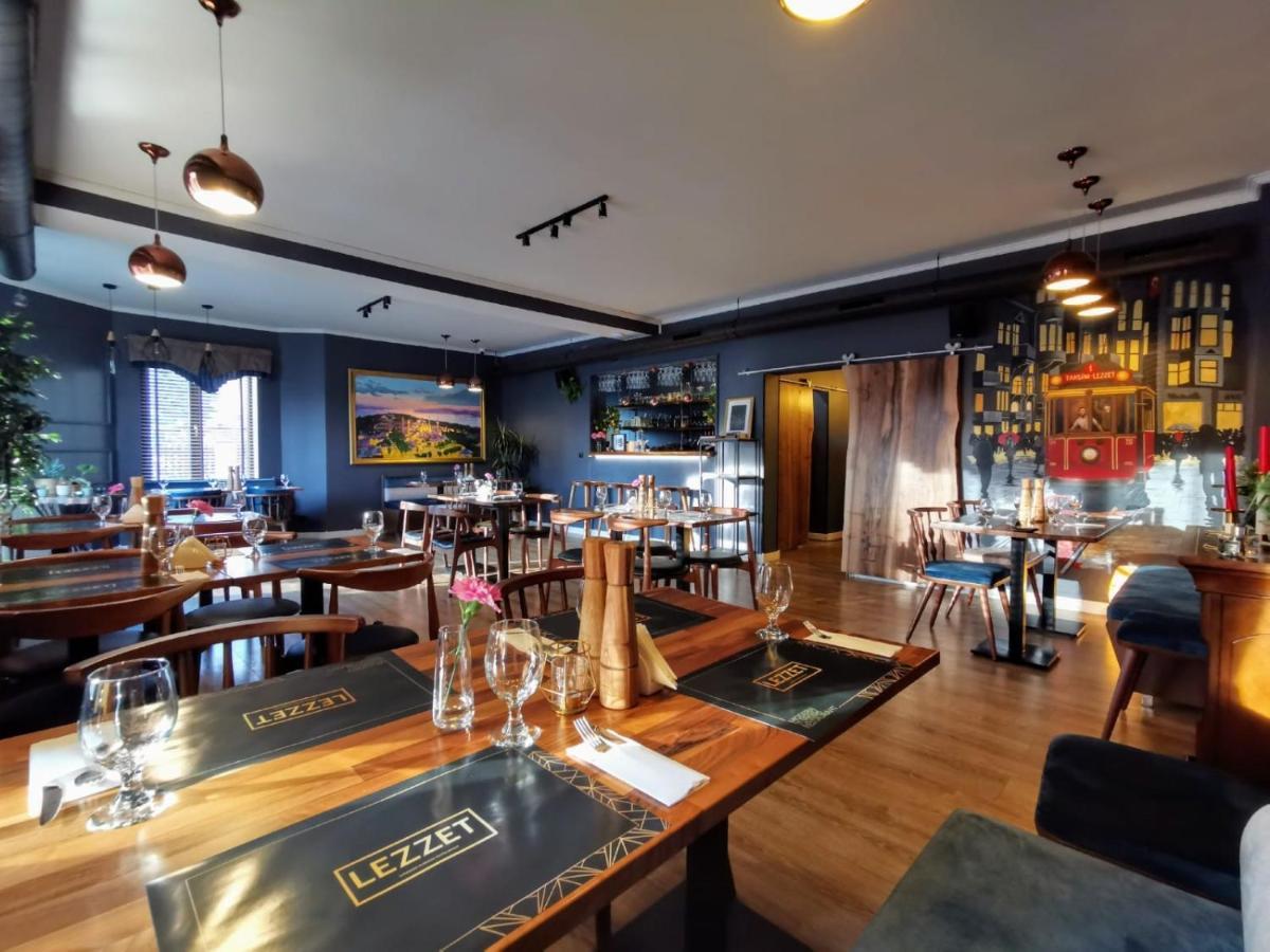 Lezzet B&B Pokoj Goscinny & Turkishrestaurant Warsaw Ngoại thất bức ảnh